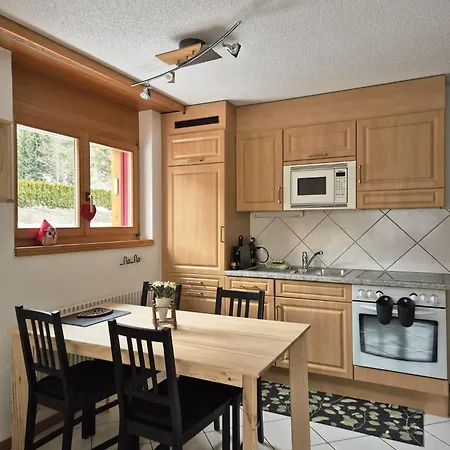 Proche Des Bains Et Du