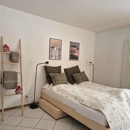 Proche Des Bains Et Du Apartamento